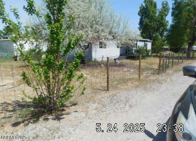 Property at 9390 Fleetwood Dr, Reno, NV 89506, 3 beds, 2 baths