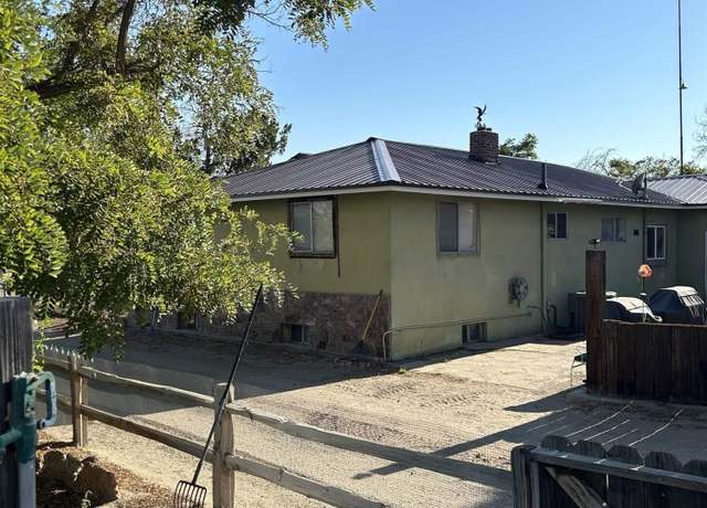 Property at 13200 Carson Hwy, Fallon, NV 89406, 8 beds, 5 baths