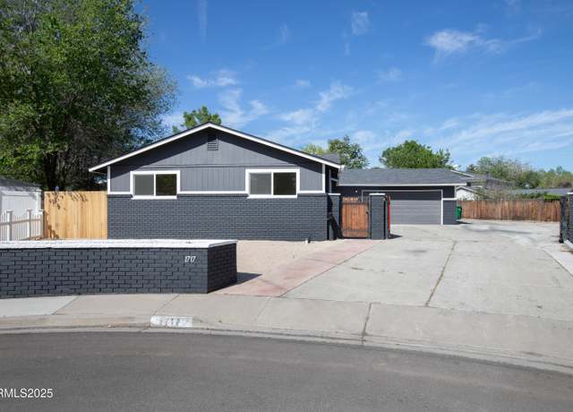 Property at 1717 Rio Tinto Dr, Sparks, NV 89434, 4 beds, 2 baths