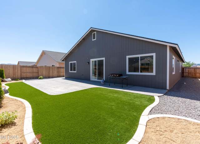 Property at 102 Halite Dr, Dayton, NV 89403, 3 beds, 2 baths