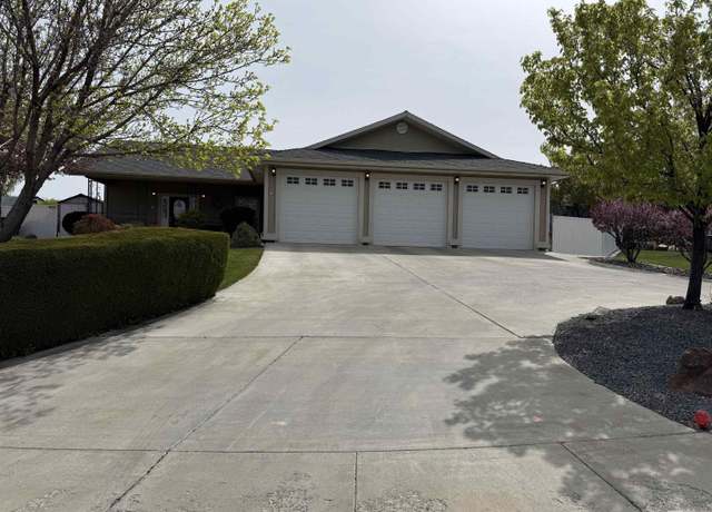 Property at 1939 Midas Dr, Winnemucca, NV 89445, 3 beds, 2 baths