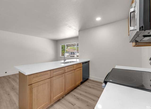 Property at 745 Jamaica Ave #4, Reno, NV 89502, 2 beds, 1 bath