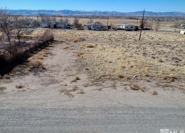 Property at 48 Whiteface Ln, Yerington, NV 89447