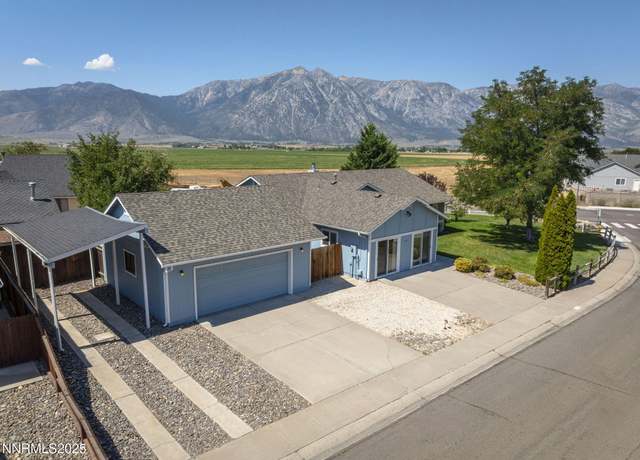 Property at 1304 Yellowjacket Ln, Gardnerville, NV 89460, 3 beds, 2 baths