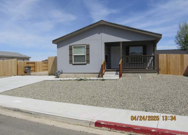 Property at 204 Quail Run Dr, Yerington, NV 89447, 3 beds, 2 baths