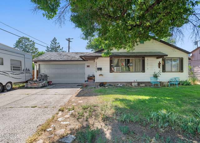 Property at 2455 Coppa Way, Sparks, NV 89431, 4 beds, 1.5 baths