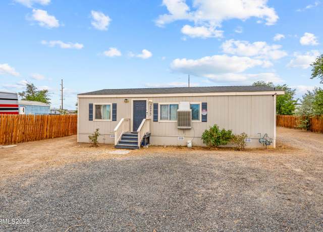 Property at 2975 Winnemucca St, Silver Springs, NV 89429, 3 beds, 2 baths