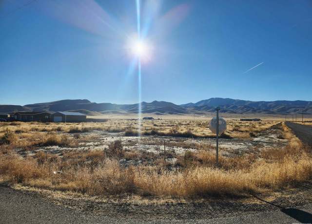 Property at 710 Painted Sage Dr, Battle Mountain, NV 89820
