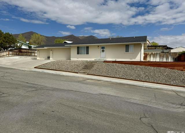 Property at 574 W National Ave, Winnemucca, NV 89445, 3 beds, 2 baths