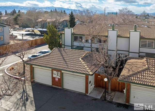 Property at 963 Flatcar Ln, Sparks, NV 89431, 2 beds, 1.5 baths