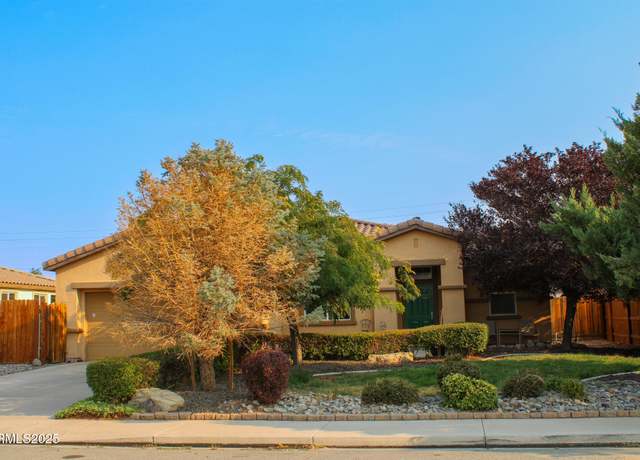Property at 900 Jill Marie Ln, Fernley, NV 89408, 3 beds, 2 baths