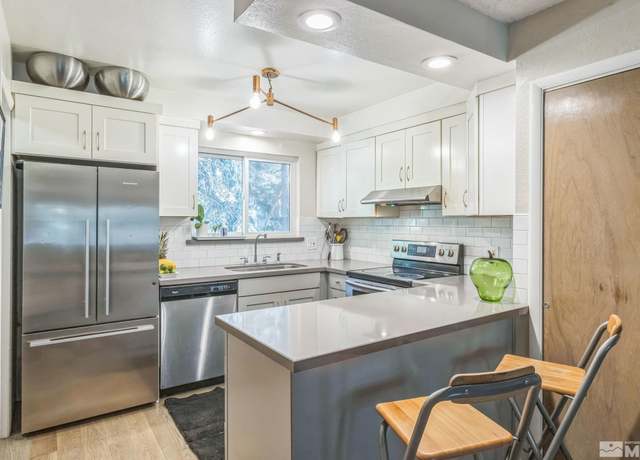 Property at 321 Ski Way #10, Incline Village, NV 89451, 3 beds, 2.5 baths