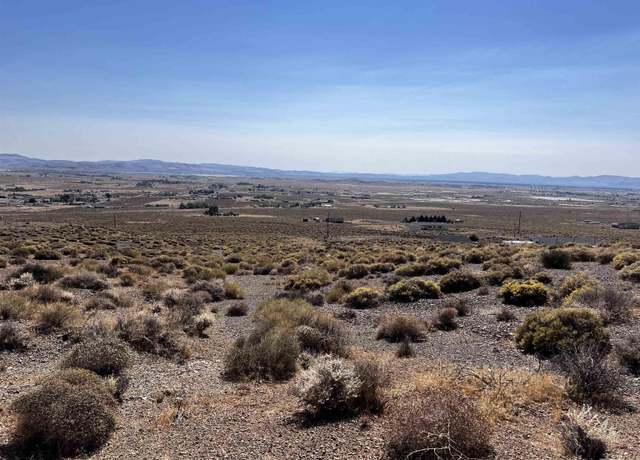 Property at 5595 Peek Ave, Silver Springs, NV 89429