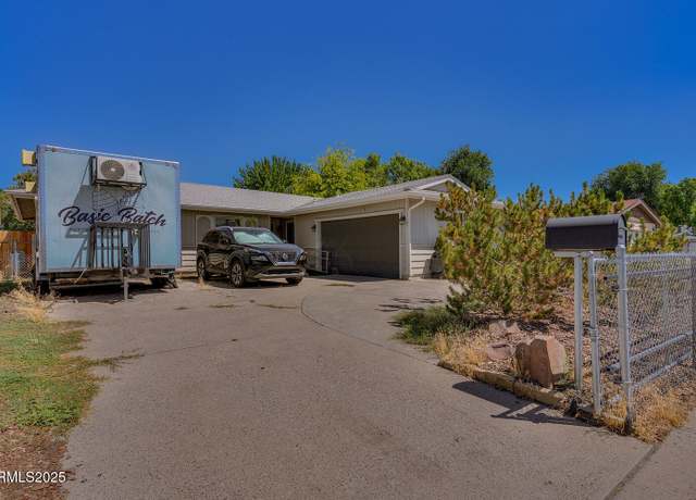 Property at 360 E Lincoln Way, Sparks, NV 89431, 3 beds, 2 baths