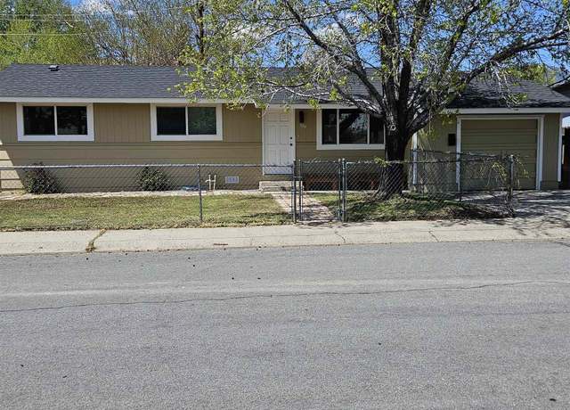 Property at 700 Cottonwood, Carson City, NV 89701, 3 beds, 1 bath