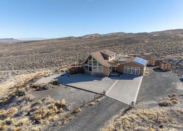 Property at 2330 Hillcrest Rd, Fernley, NV 89408, 2 beds, 2.5 baths