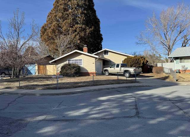 Property at 660 S Richmond Ave, Carson City, NV 89703, 3 beds, 1 bath