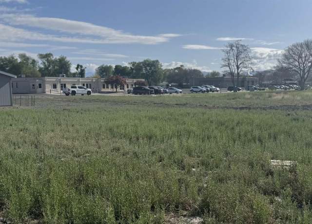 Property at 470 Camellia Way, Lovelock, NV 89419