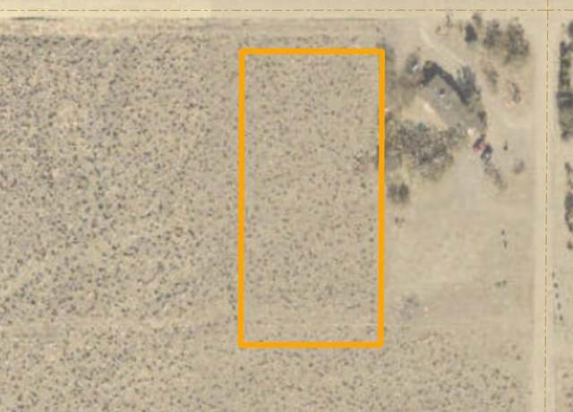 Property at 1305 Hooten Dr, Silver Springs, NV 89429