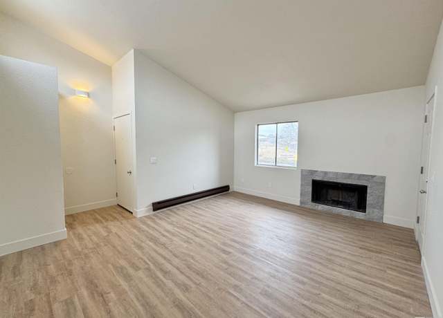 Property at 2500 Tripp Dr #6, Reno, NV 89512, 3 beds, 2 baths