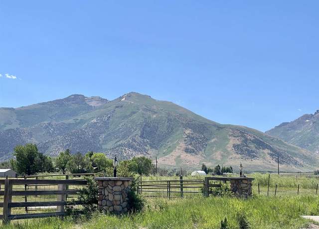 Property at 2623 N Canyon Rd, Lamoille, NV 89828, 3 beds