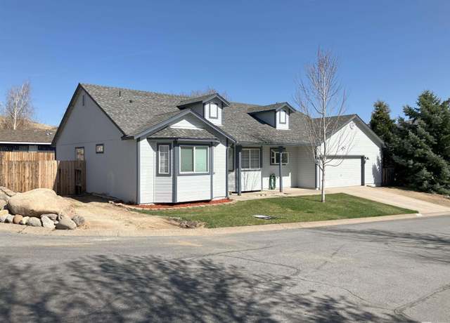 Property at 100 Wintercrest Dr, Verdi, NV 89439, 4 beds, 2 baths
