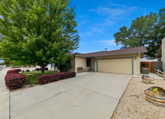 Property at 104 Woodlake Ct, Dayton, NV 89403, 2 beds, 1 bath