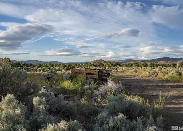 Property at 21 Glenhaven Dr, Reno, NV 89511