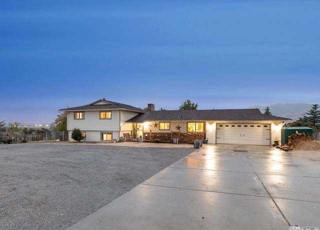 Property at 10280 Shenandoah Dr, Reno, NV 89508, 4 beds, 2.5 baths