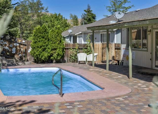 Property at 7930 Monterey Shores Dr, Reno, NV 89506, 3 beds, 2 baths