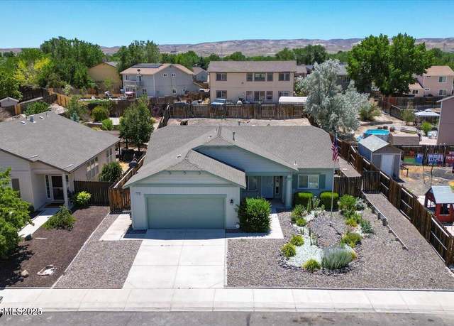 Property at 158 Desert Springs Ln, Fernley, NV 89408, 3 beds, 2 baths