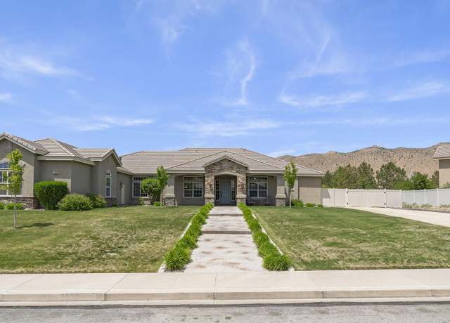 Property at 11665 Anthem Dr, Sparks, NV 89441, 6 beds, 4.5 baths