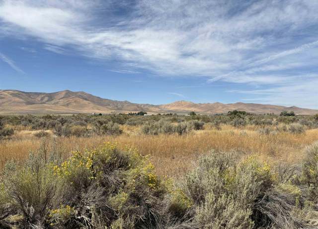 Property at 3350 Mountain View Dr, Winnemucca, NV 89445