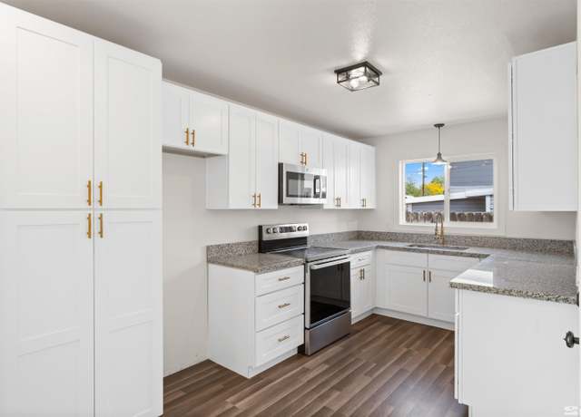 Property at 2345 Trident Way, Reno, NV 89512, 3 beds, 2 baths