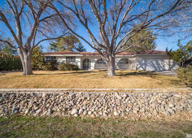Property at 13460 S Hills Dr, Reno, NV 89511, 3 beds, 2.5 baths
