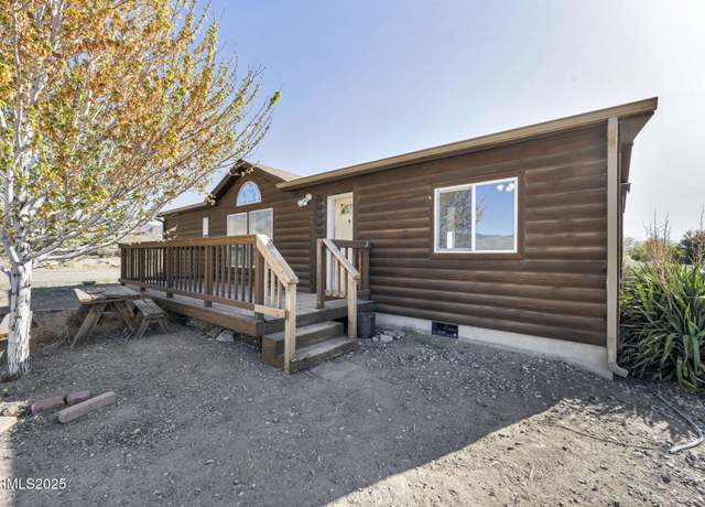Property at 613 Magnetic Way, Dayton, NV 89403, 3 beds, 2 baths