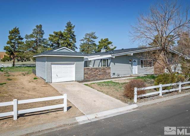 Property at 12181 Green Mountain St, Reno, NV 89506, 2 beds, 1 bath