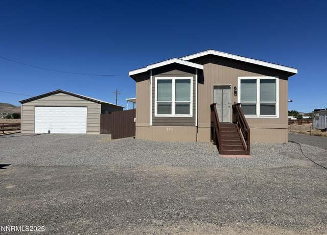 Property at 3913 Amber St, Silver Springs, NV 89429, 4 beds, 2 baths