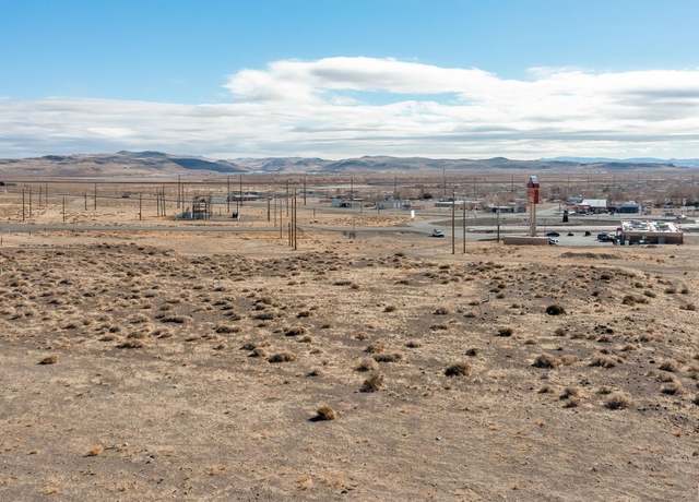 Property at 1285 Rhyolite Dr, Silver Springs, NV 89429