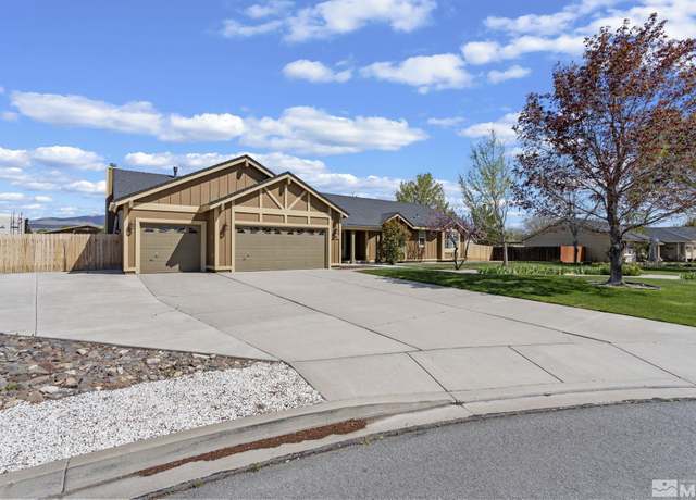 Property at 30 Moonbeam Ct, Sparks, NV 89441, 3 beds, 2 baths