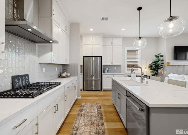 Property at 2336 Jagged Peak Ln, Sparks, NV 89441, 2 beds, 2 baths