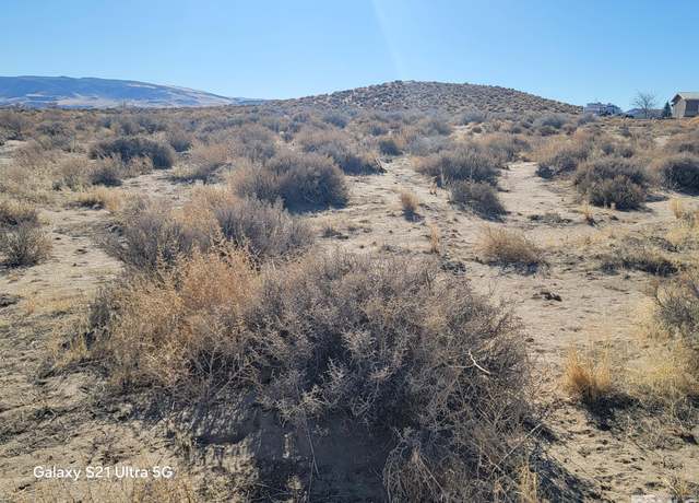 Property at 1595 E 6th St, Silver Springs, NV 89429