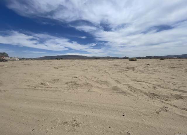 Property at 1875 E 10th St, Silver Springs, NV 89429