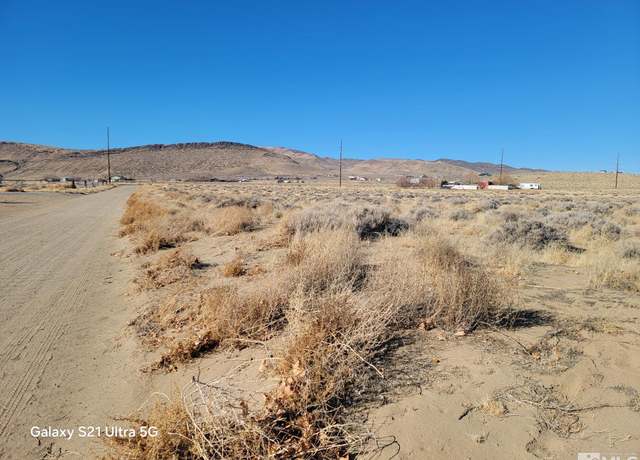 Property at 1100 E Antelope St, Silver Springs, NV 89429