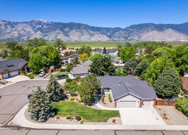 Property at 867 Mahogany Dr, Minden, NV 89423, 3 beds, 2 baths
