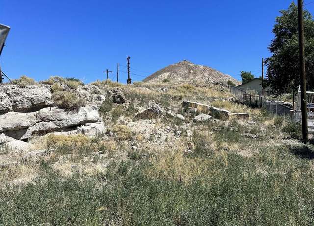 Property at 560 E Florence Ave, Tonopah, NV 89049