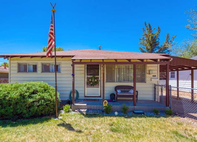 Property at 319 Dan St, Carson City, NV 89706, 2 beds, 1 bath