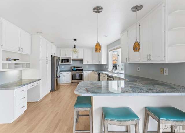 Property at 290 Eucalyptus Ct, Reno, NV 89523, 6 beds, 3 baths
