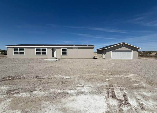 Property at 1947 Potpourri Dr, Fallon, NV 89406, 4 beds, 2 baths