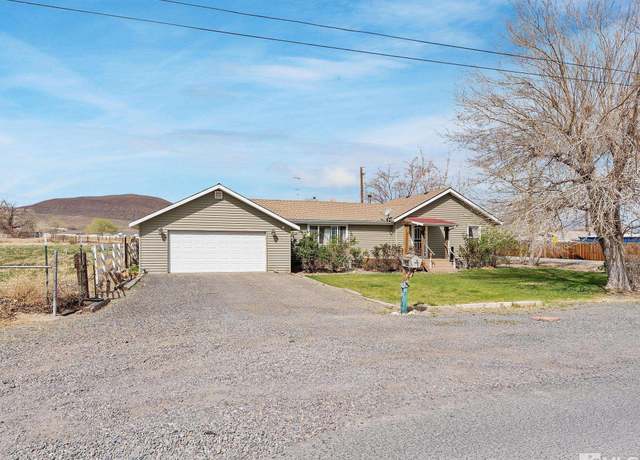 Property at 325 Stock Ln, Fernley, NV 89408, 2 beds, 1 bath